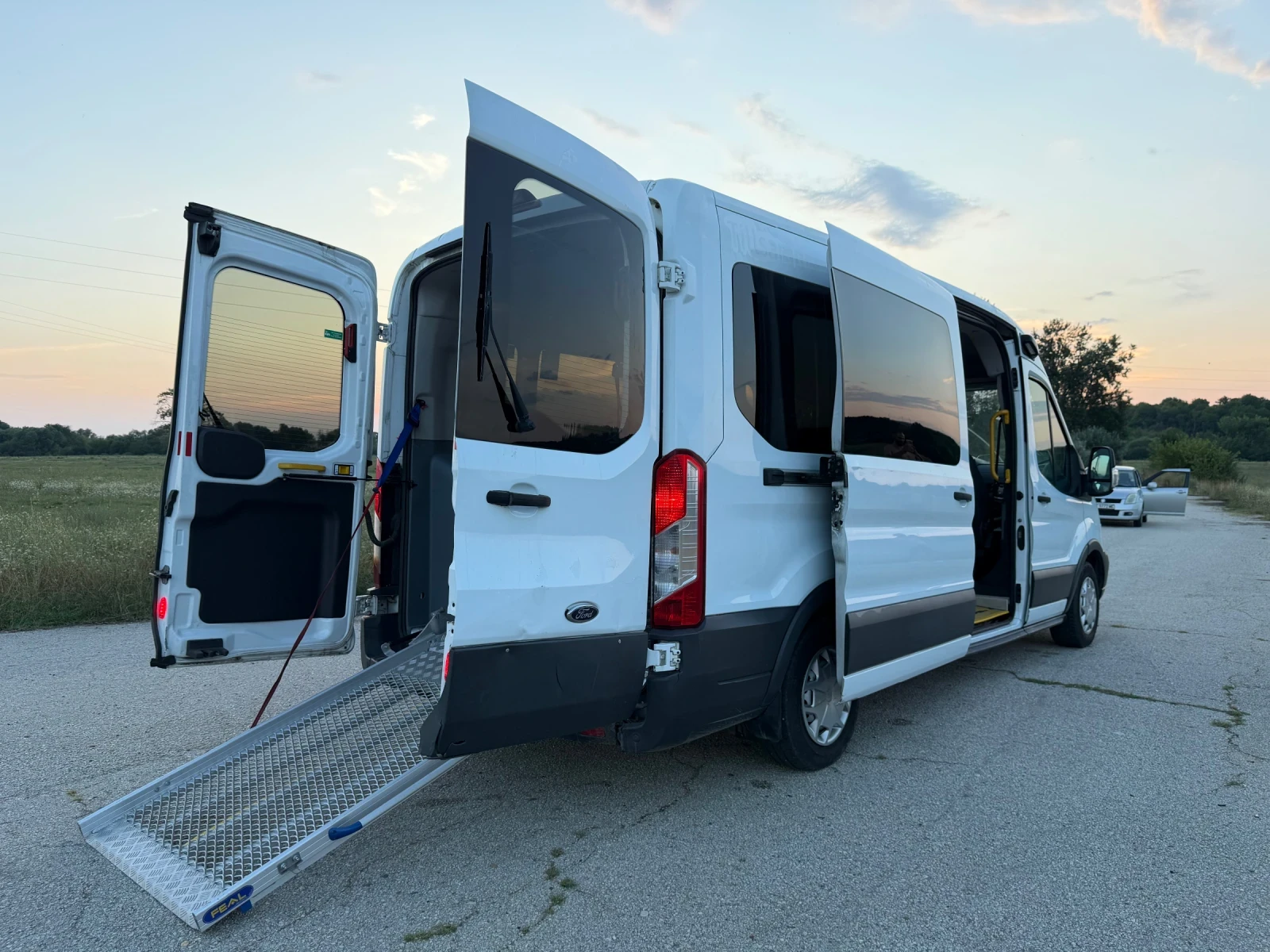 Ford Transit Torneo 8+ 1, снимка 6 - Бусове и автобуси - 55381114