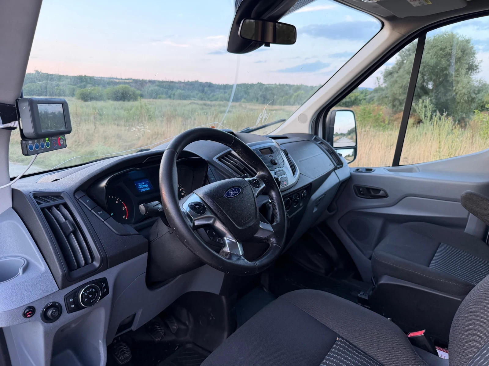 Ford Transit Torneo 8+ 1, снимка 16 - Бусове и автобуси - 55381114