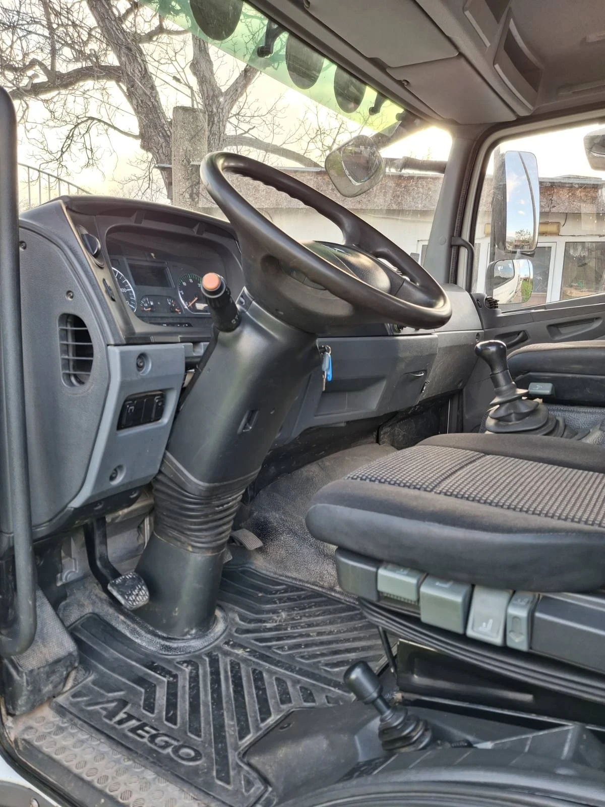 Mercedes-Benz Atego D - изображение 9