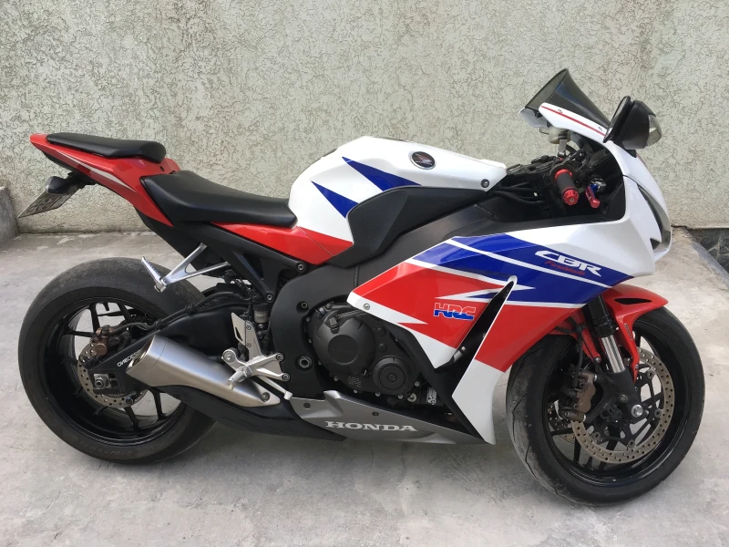 Honda Cbr 1000rr, снимка 2 - Мотоциклети и мототехника - 48031654