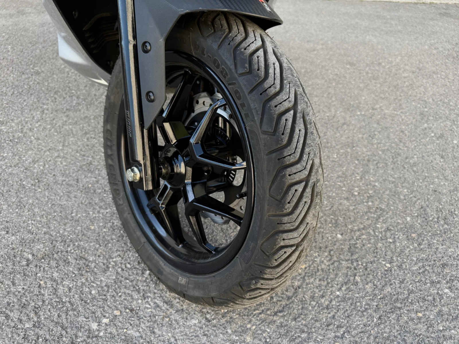 Aprilia Sr GT 200 / LEO VINCE/ MALOSSI MULTIVAR 2000, снимка 11 - Мотоциклети и мототехника - 54846761
