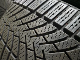 Гуми Зимни 235/45R18, снимка 4