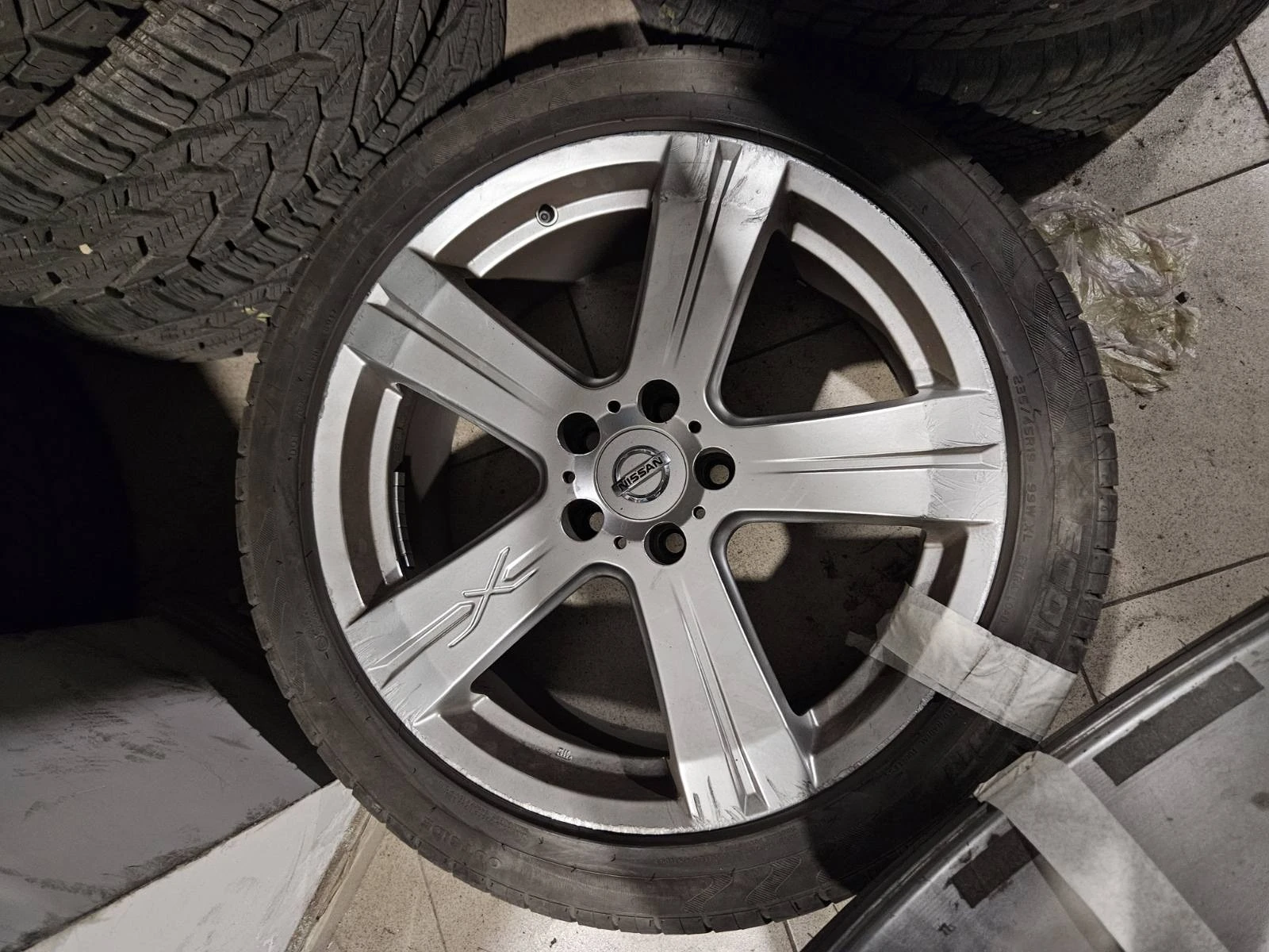    235/45R19 | Mobile.bg   8