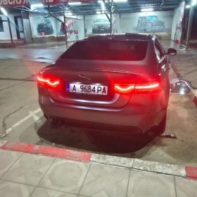 Jaguar XE 2.0d, снимка 14