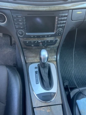 Mercedes-Benz E 320 CDI, снимка 11