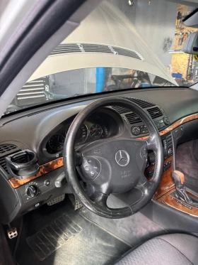 Mercedes-Benz E 220 Елеганс, снимка 5