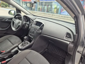 Opel Astra J 1.6 ГАЗ нова от България, снимка 14