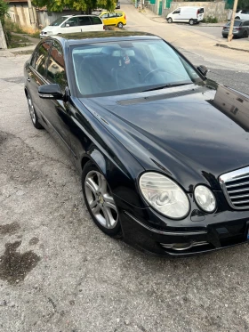 Mercedes-Benz E 220, снимка 3