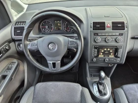 VW Touran 2.0TDI Hingline DSG Navi Кожа Печка, снимка 14