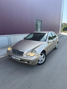 Mercedes-Benz C 220, снимка 1