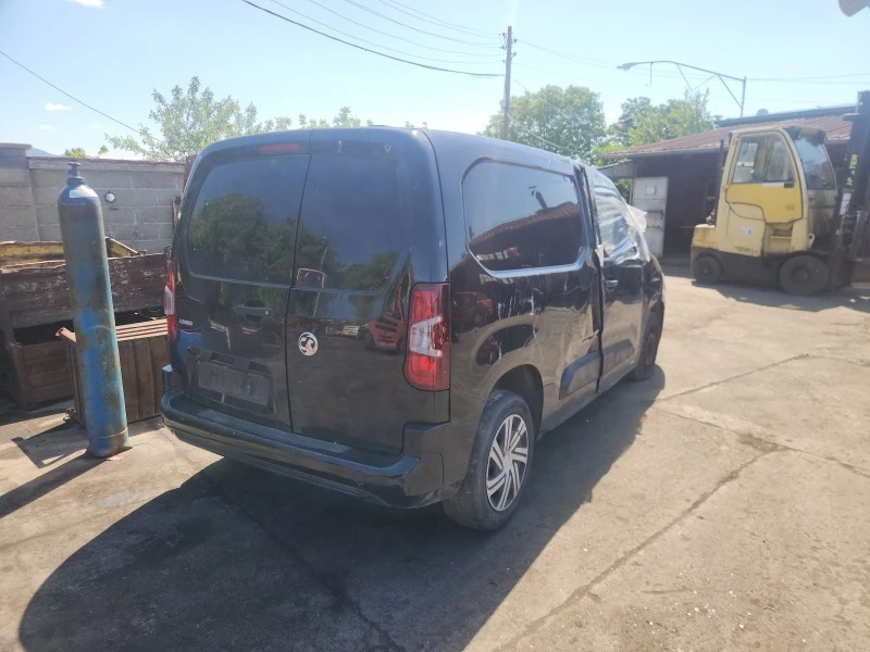 Opel Combo 1.6hdi, снимка 4 - Автомобили и джипове - 45492300