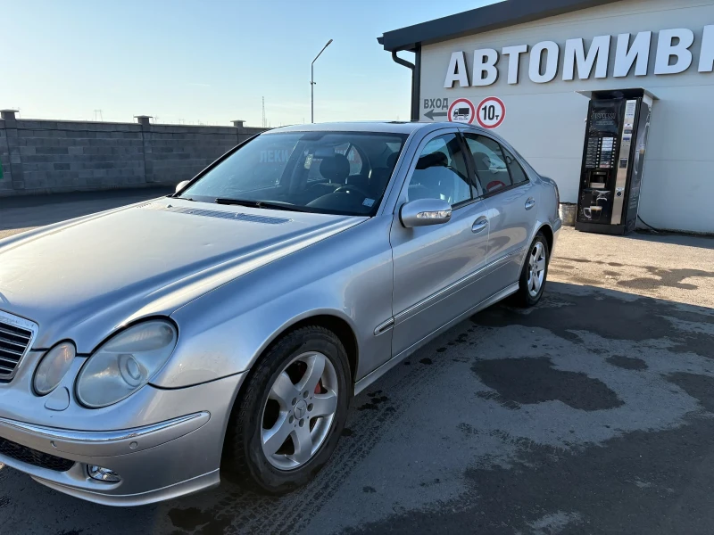 Mercedes-Benz E 350, снимка 2 - Автомобили и джипове - 48850084