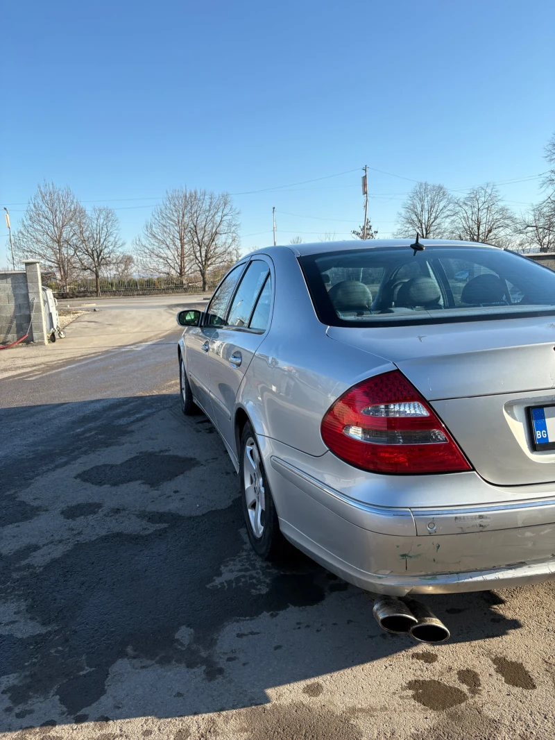 Mercedes-Benz E 350, снимка 5 - Автомобили и джипове - 48850084