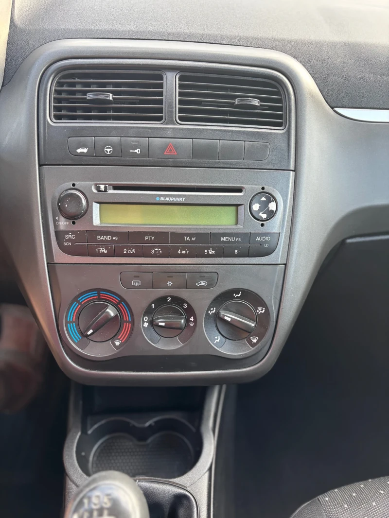 Fiat Punto, снимка 13 - Автомобили и джипове - 52979016