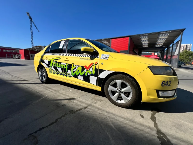 Skoda Rapid 1.2i LPG, снимка 4 - Автомобили и джипове - 52817586