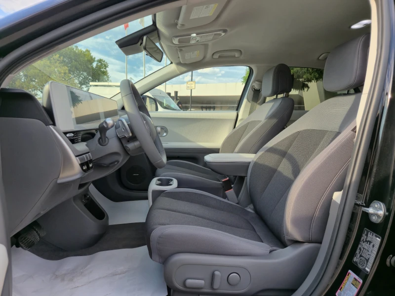 Hyundai Ioniq 5 6 МЕСЕЦА ГАРАНЦИЯ!!!Long Range/4x4/77.4kWh, снимка 12 - Автомобили и джипове - 51838537