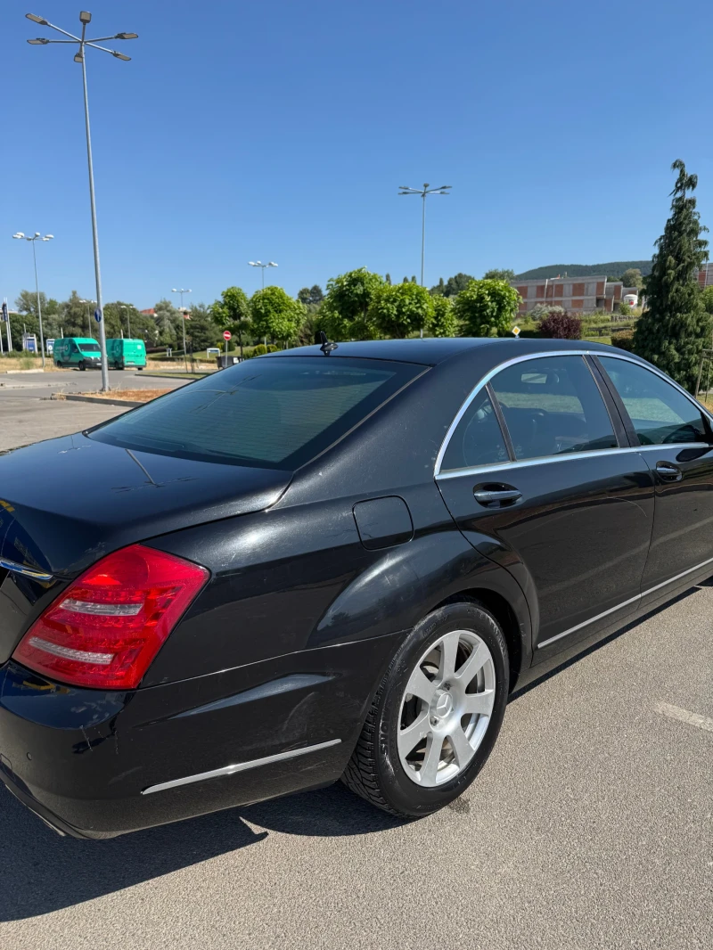 Mercedes-Benz S 320 CarPlay, снимка 3 - Автомобили и джипове - 52519231