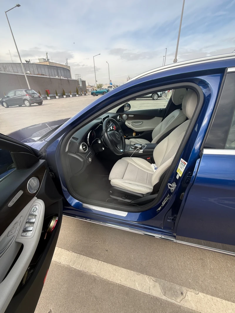 Mercedes-Benz C 250 C250d 4 Matic T9g-Tronic Avantgarde Briliantblau, снимка 8 - Автомобили и джипове - 52827371