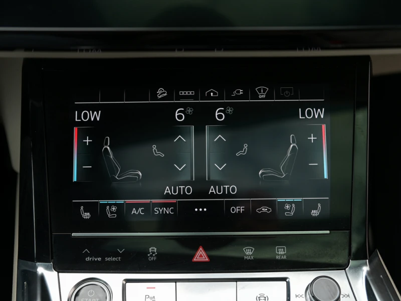 Audi E-Tron 2022 Technik Quattro Sportback* FULL* Кожа* Панора, снимка 9 - Автомобили и джипове - 52706016