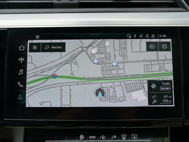 Audi E-Tron 2022 Technik Quattro Sportback* FULL* Кожа* Панора, снимка 10 - Автомобили и джипове - 52706016