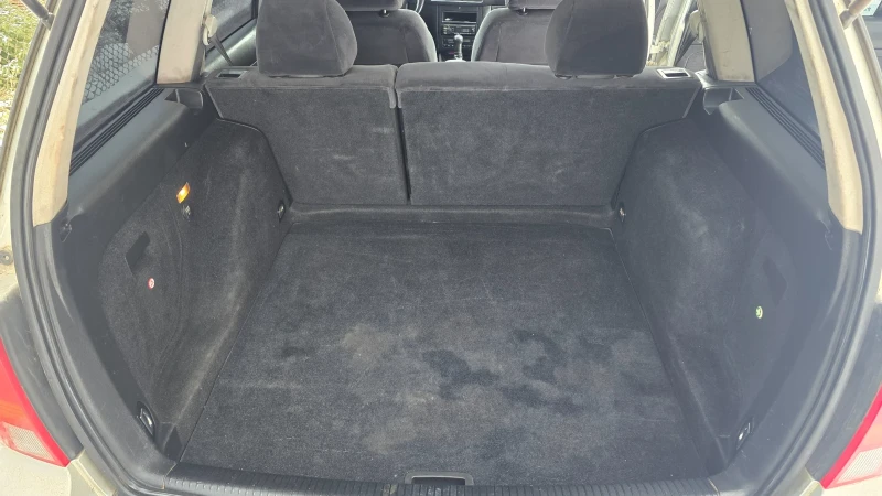 VW Golf 1.9 TDI 90HP, снимка 7 - Автомобили и джипове - 53191924