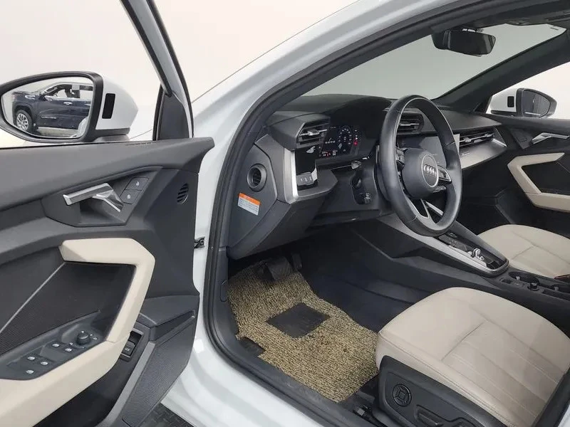 Audi A3 40 TFSI, снимка 9 - Автомобили и джипове - 54751613