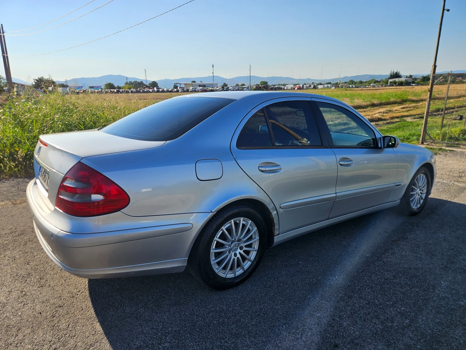 Mercedes-Benz E 220 Top - изображение 4