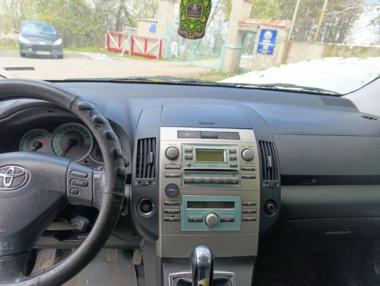 Toyota Corolla verso Verso - изображение 9
