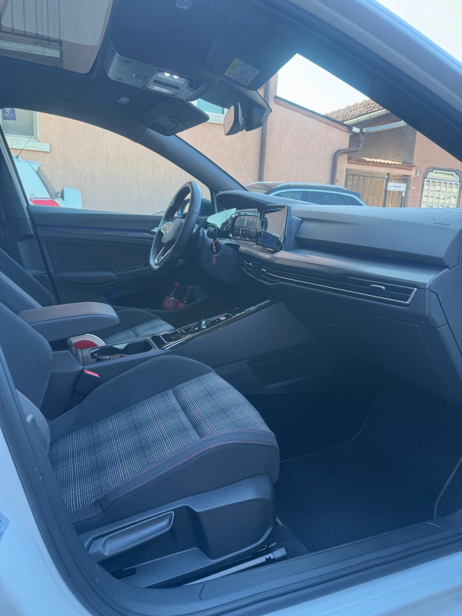 VW Golf GTI Maxton design - изображение 8
