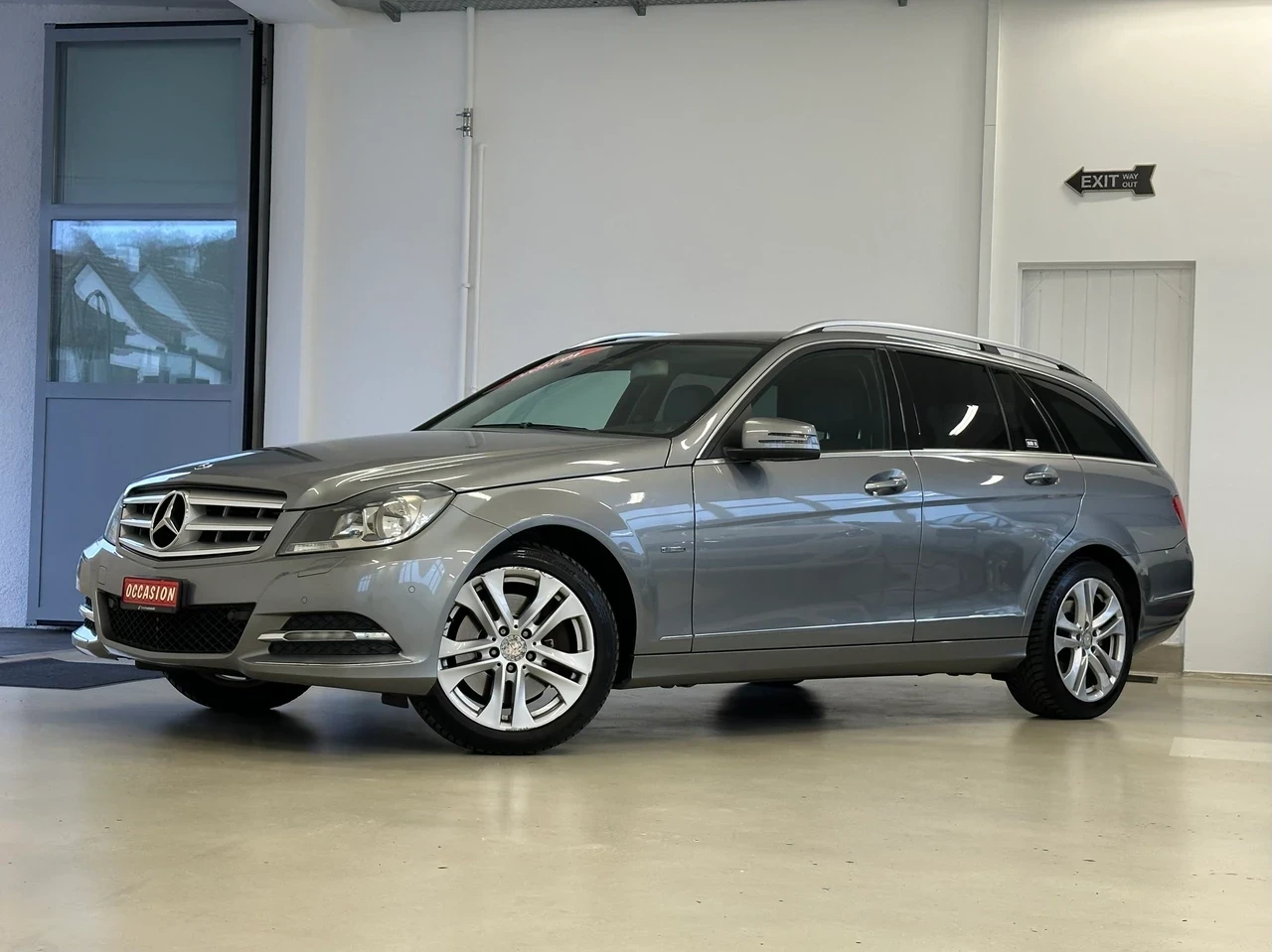 Mercedes-Benz C 350 Avantgarde   3.5 V6   306 к.с.   Швейцария - изображение 2