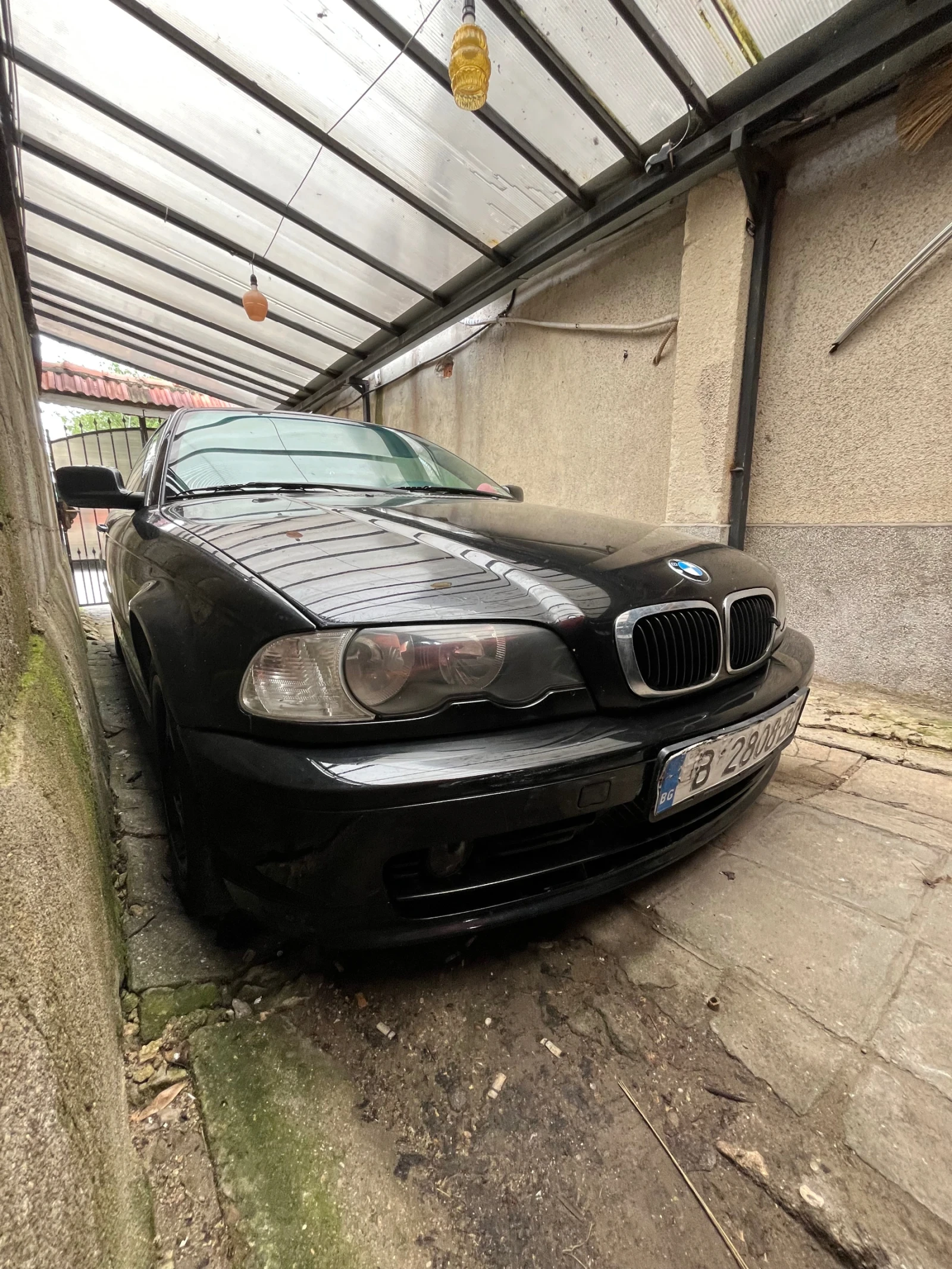BMW 323  - изображение 2