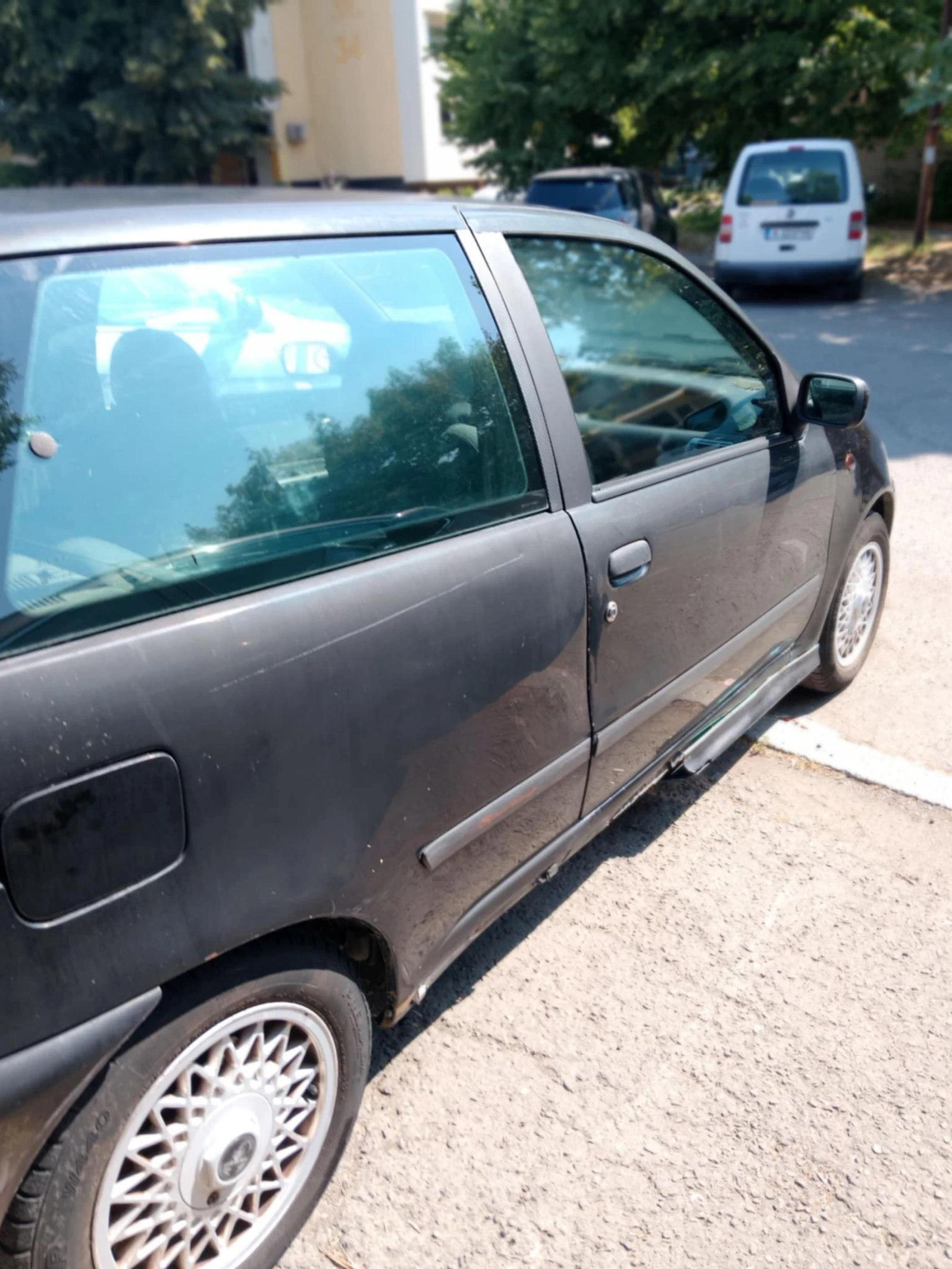 Fiat Punto 1.2i gt pack ГАЗ - изображение 4