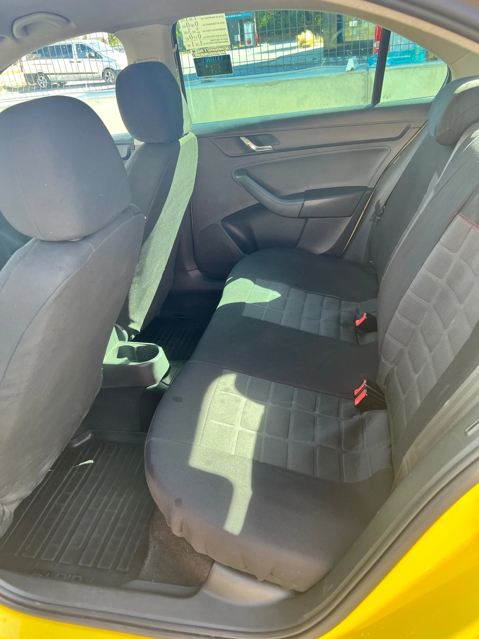 Skoda Rapid 1.2i LPG - изображение 7