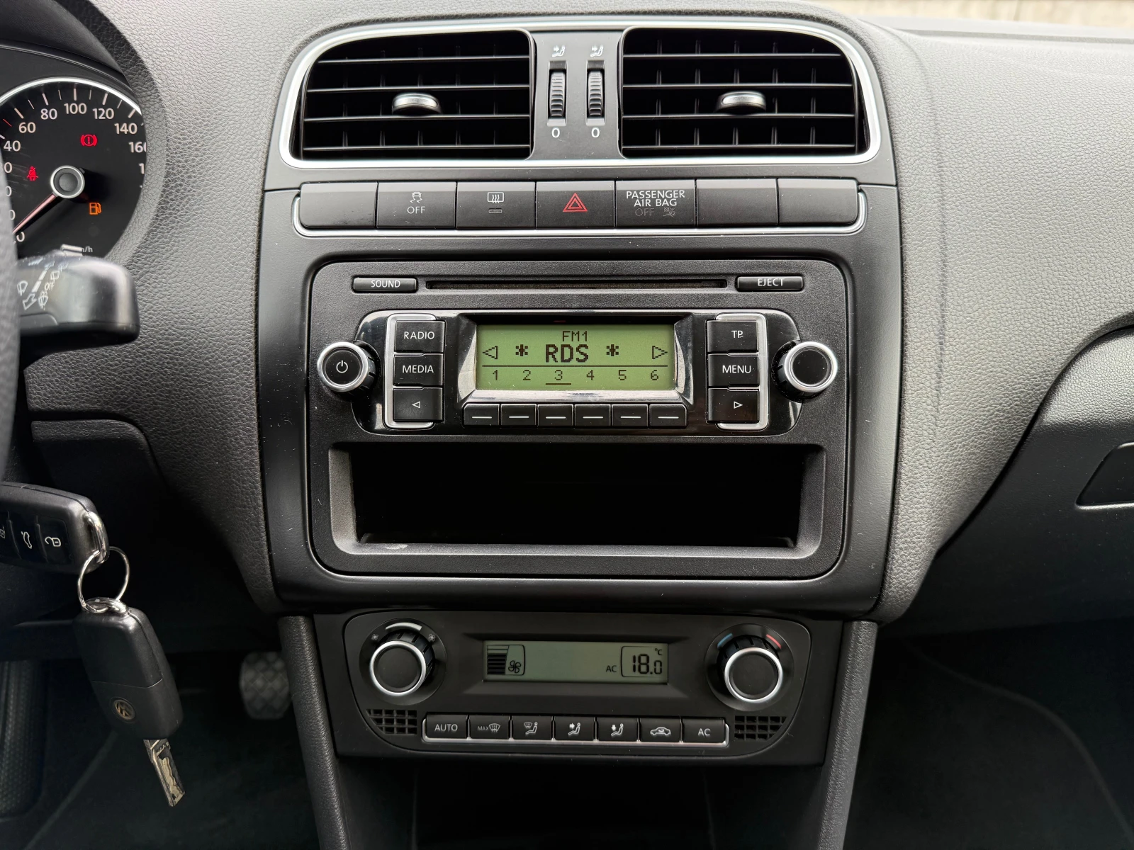 VW Polo 1.6 TDI ! !   ! ! ! | Mobile.bg   12