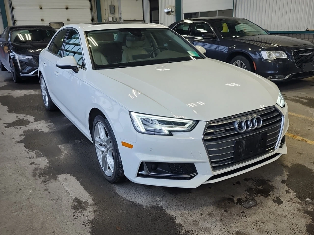 Audi A4 * АВТО КРЕДИТ* ЦЕНА ДО БГ * Сервизна история *  - изображение 2