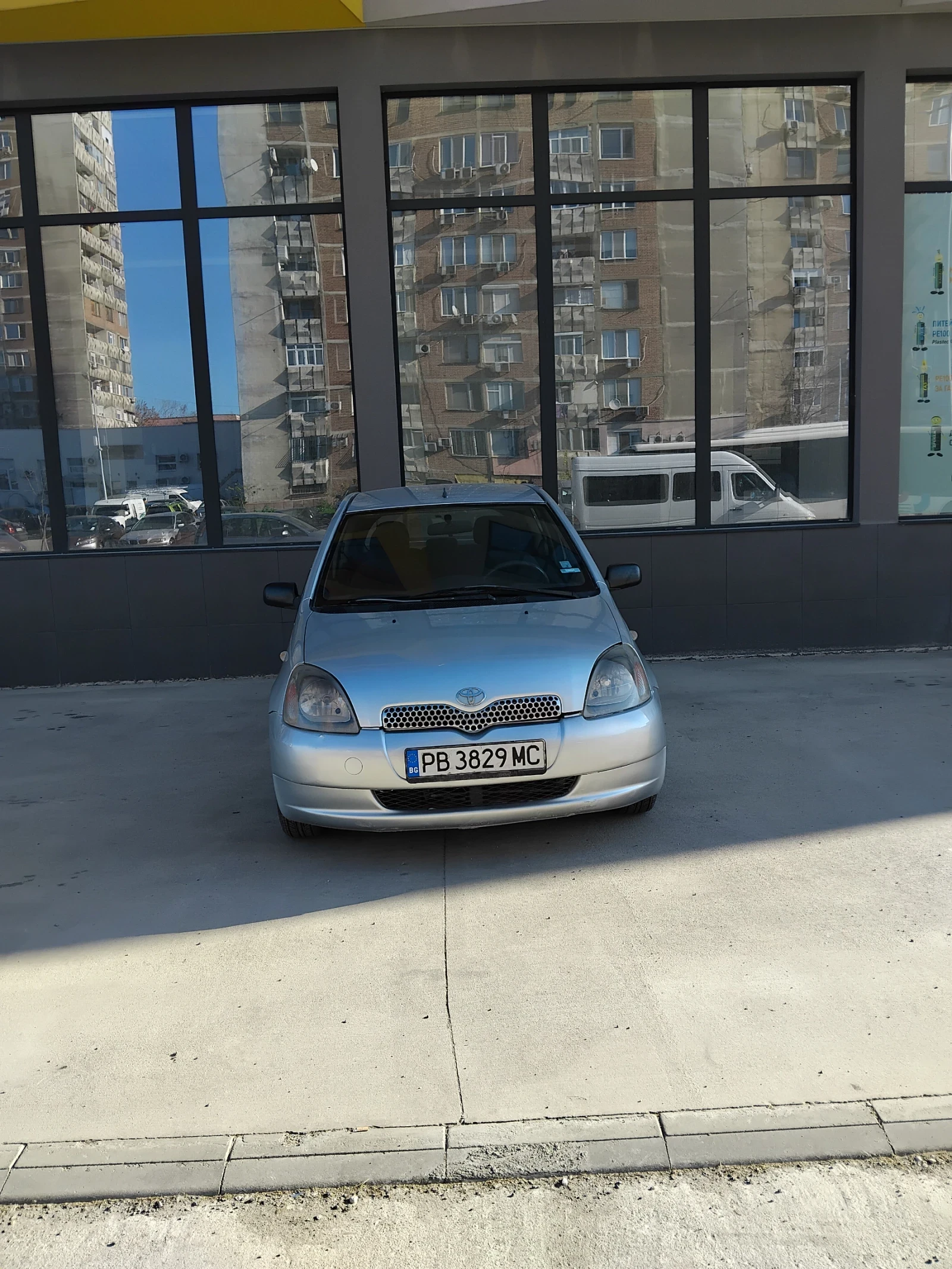 Toyota Yaris 1.0 климатик - изображение 5