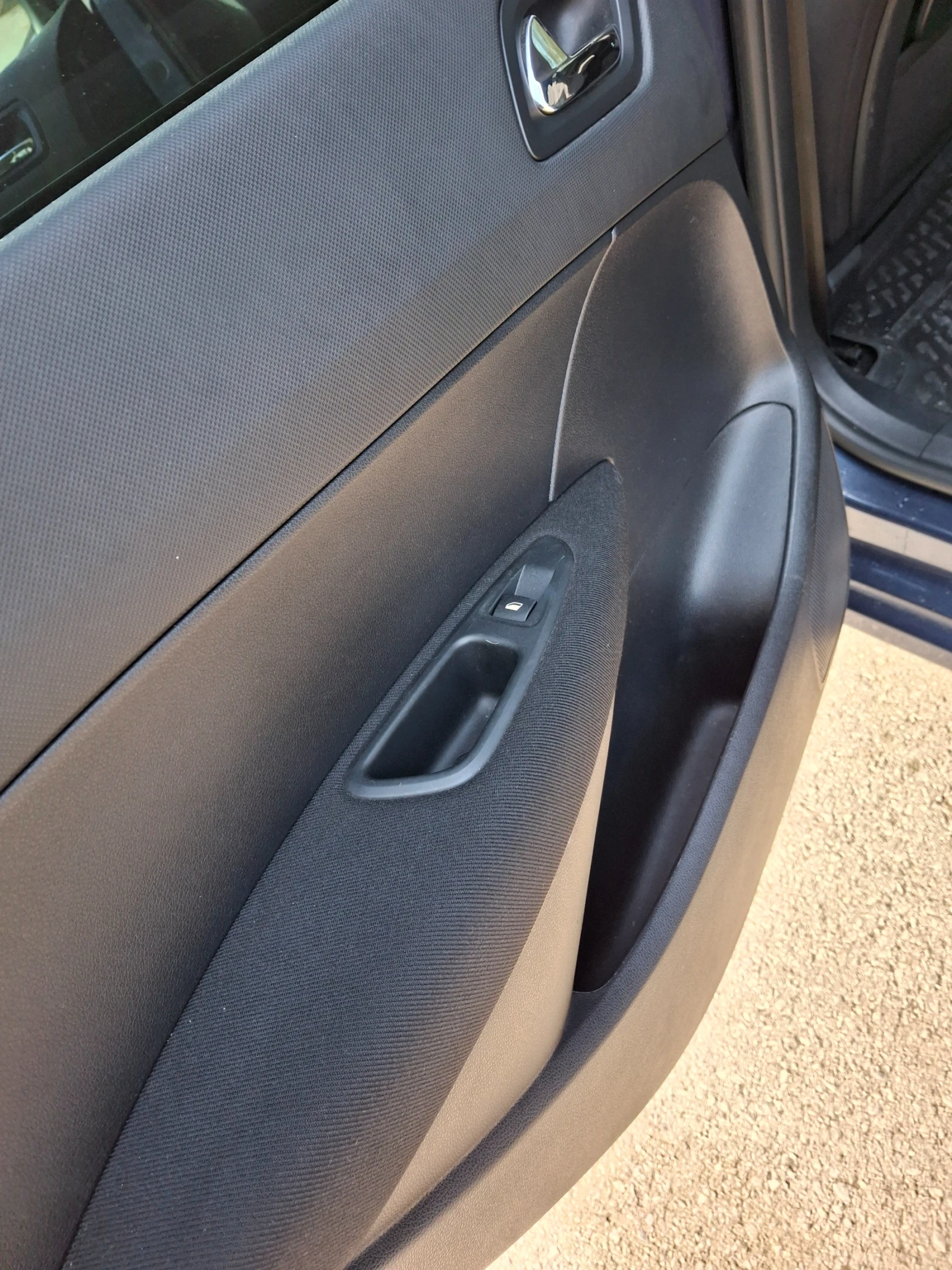 Peugeot 308 HDI SW, снимка 14 - Автомобили и джипове - 53721536