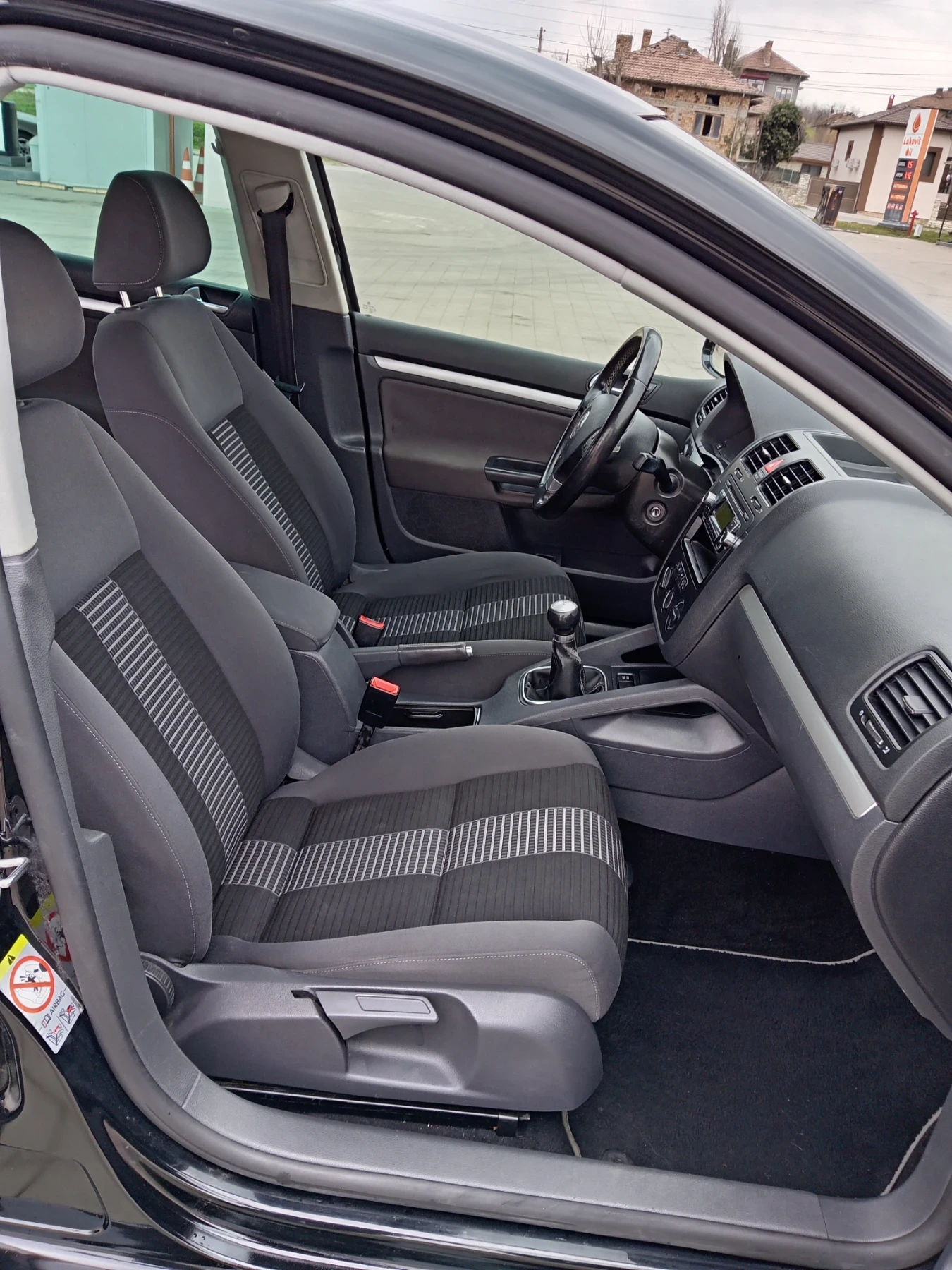 VW Golf 1.9 disel 105 United , снимка 8 - Автомобили и джипове - 54012025