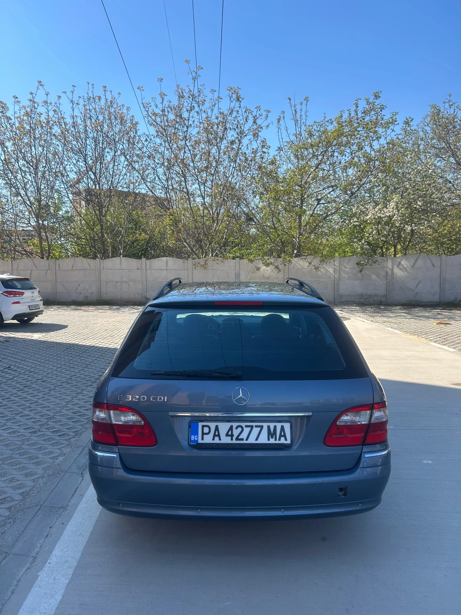 Mercedes-Benz E 320 CDI, снимка 4 - Автомобили и джипове - 54456653