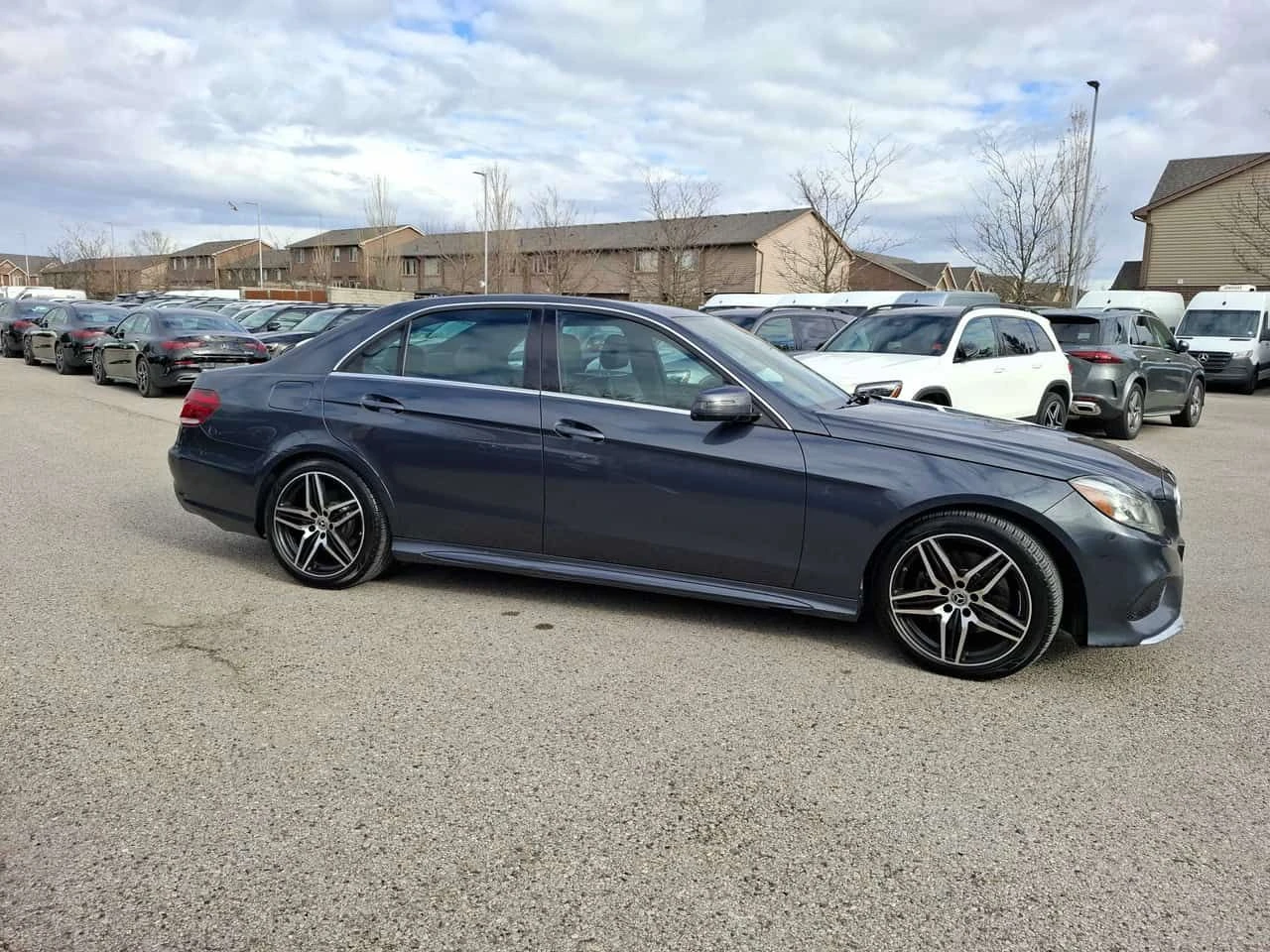 Mercedes-Benz E 350 * ПОДГРЕВ* ШИБИДАХ* ВИДЕО* , снимка 3 - Автомобили и джипове - 54377321