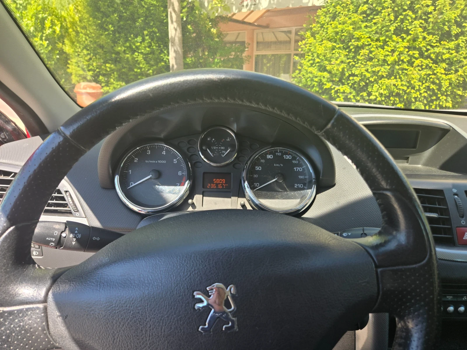Peugeot 207, снимка 6 - Автомобили и джипове - 54677864