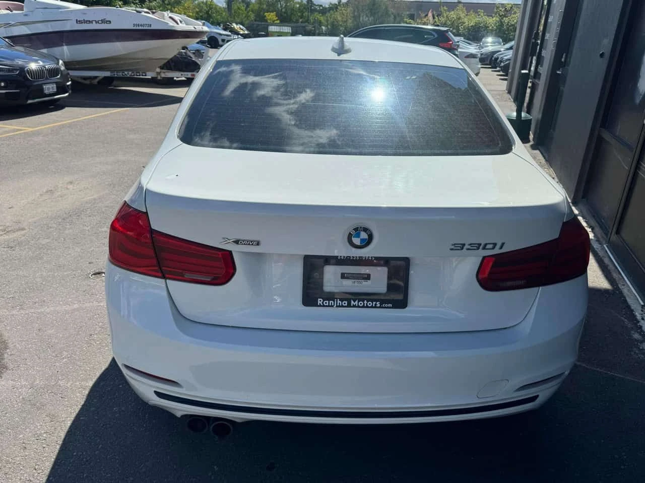 BMW 330 * xDrive * CARFAX * ���� �� �� | Mobile.bg � ����������� 4