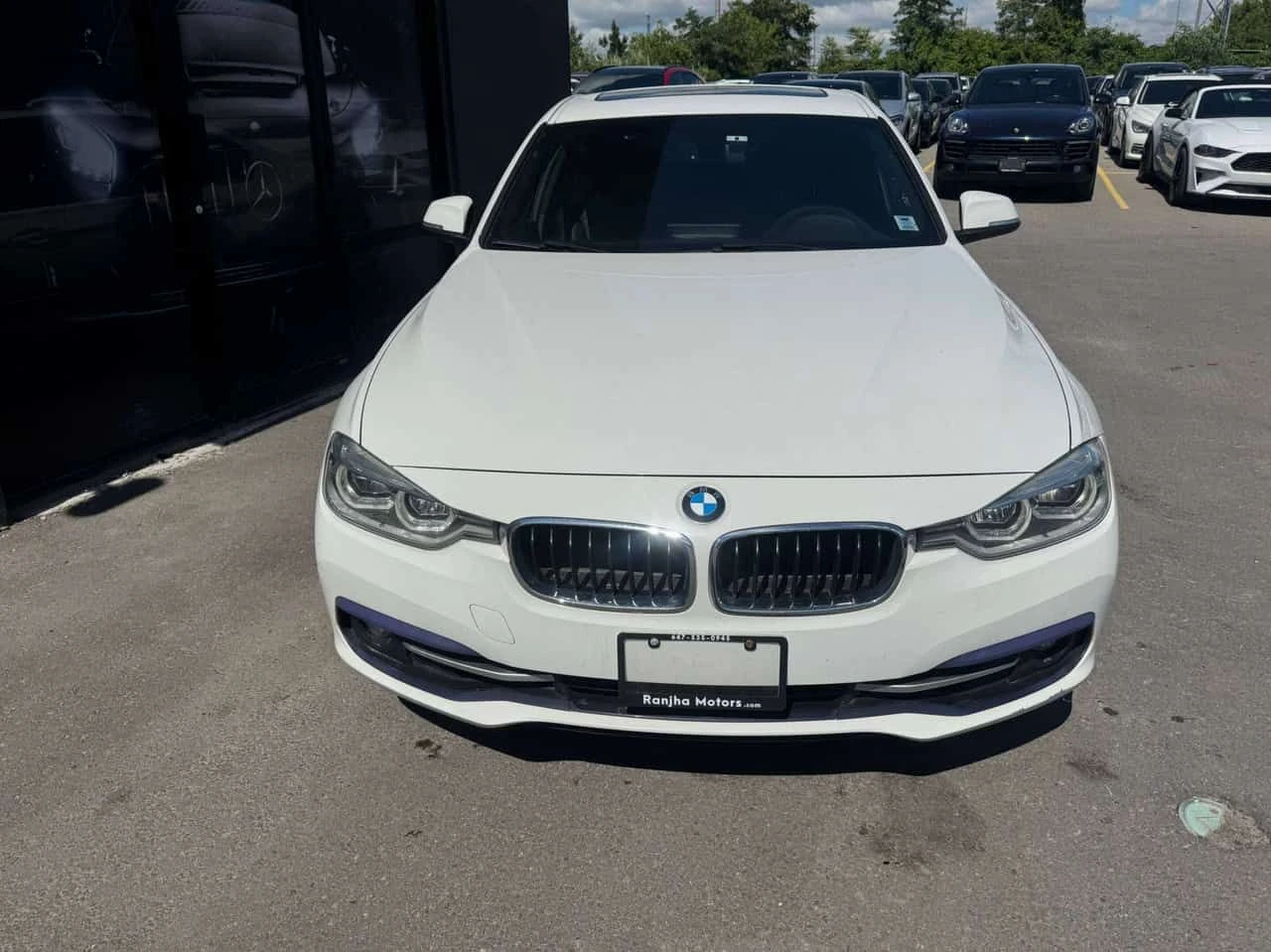 BMW 330 * xDrive * CARFAX * ���� �� �� | Mobile.bg � ����������� 2