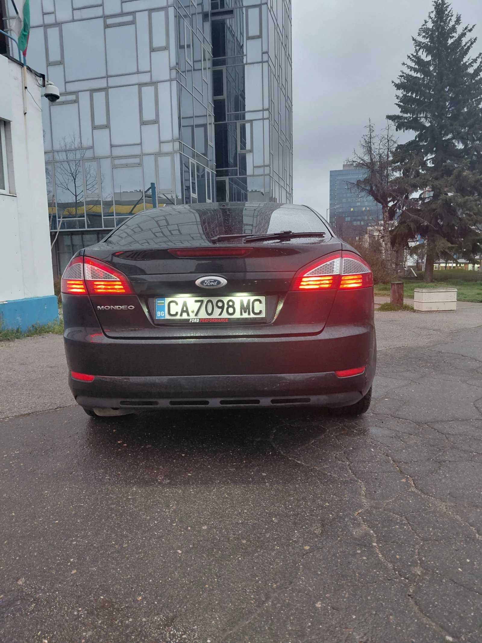 Ford Mondeo, снимка 4 - Автомобили и джипове - 54698138