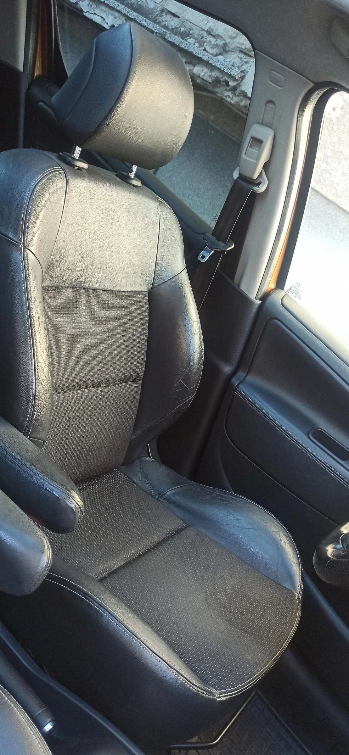 Peugeot 207, снимка 13 - Автомобили и джипове - 54868511