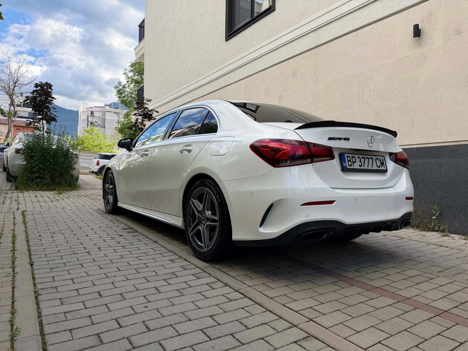 Mercedes-Benz A 250 4matic AMG, снимка 4 - Автомобили и джипове - 54895165