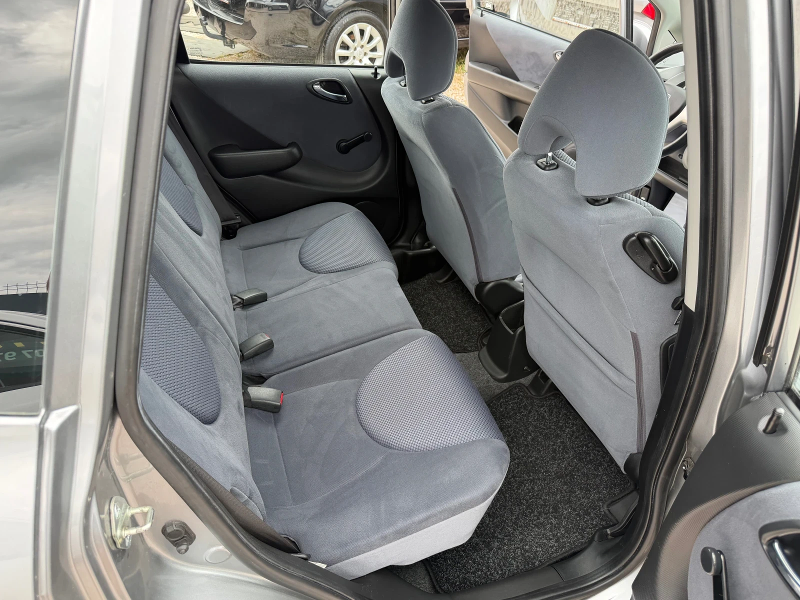 Honda Jazz FACE КЛИМАТРОНИК, снимка 12 - Автомобили и джипове - 54908777