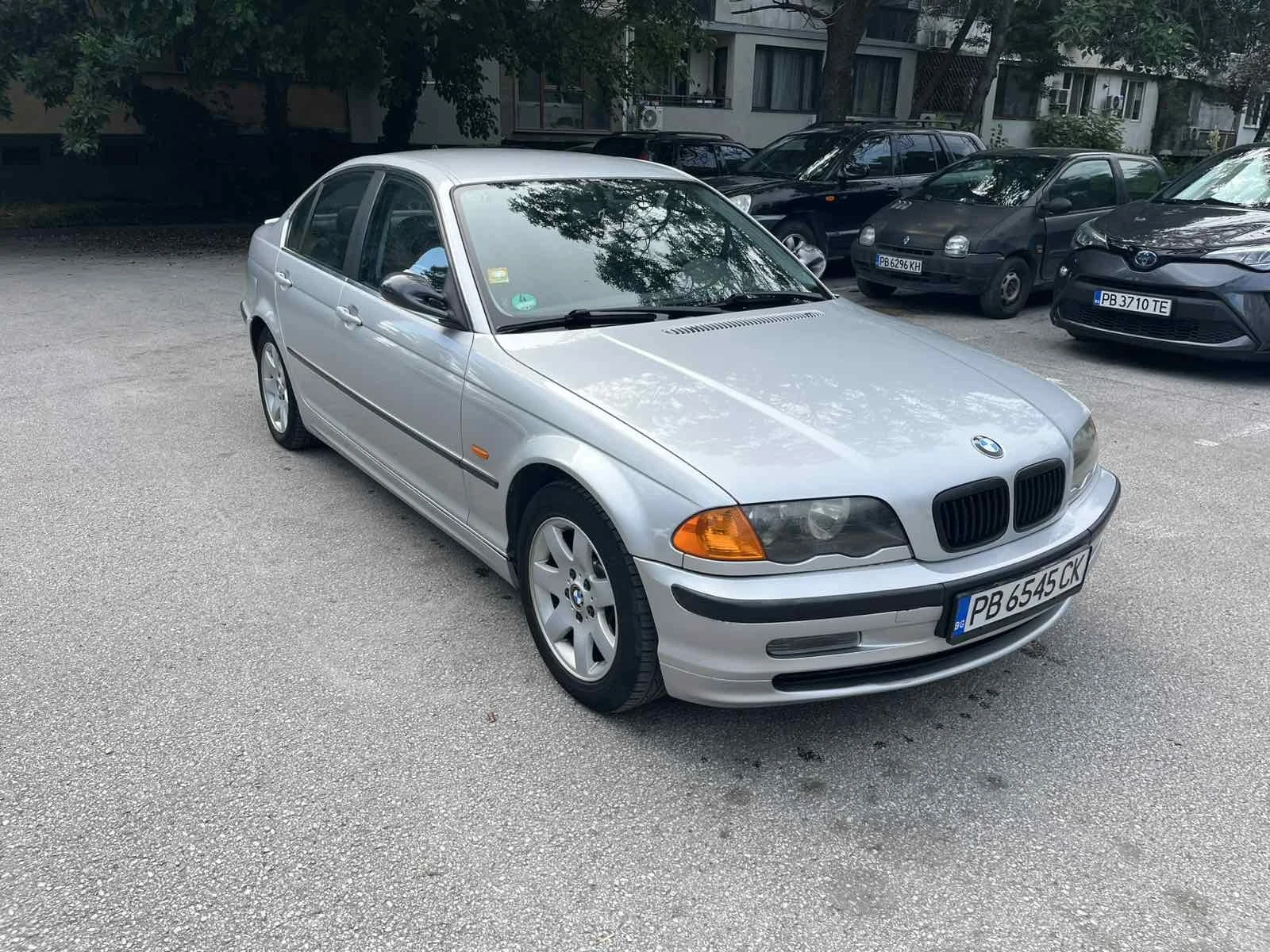 BMW 320