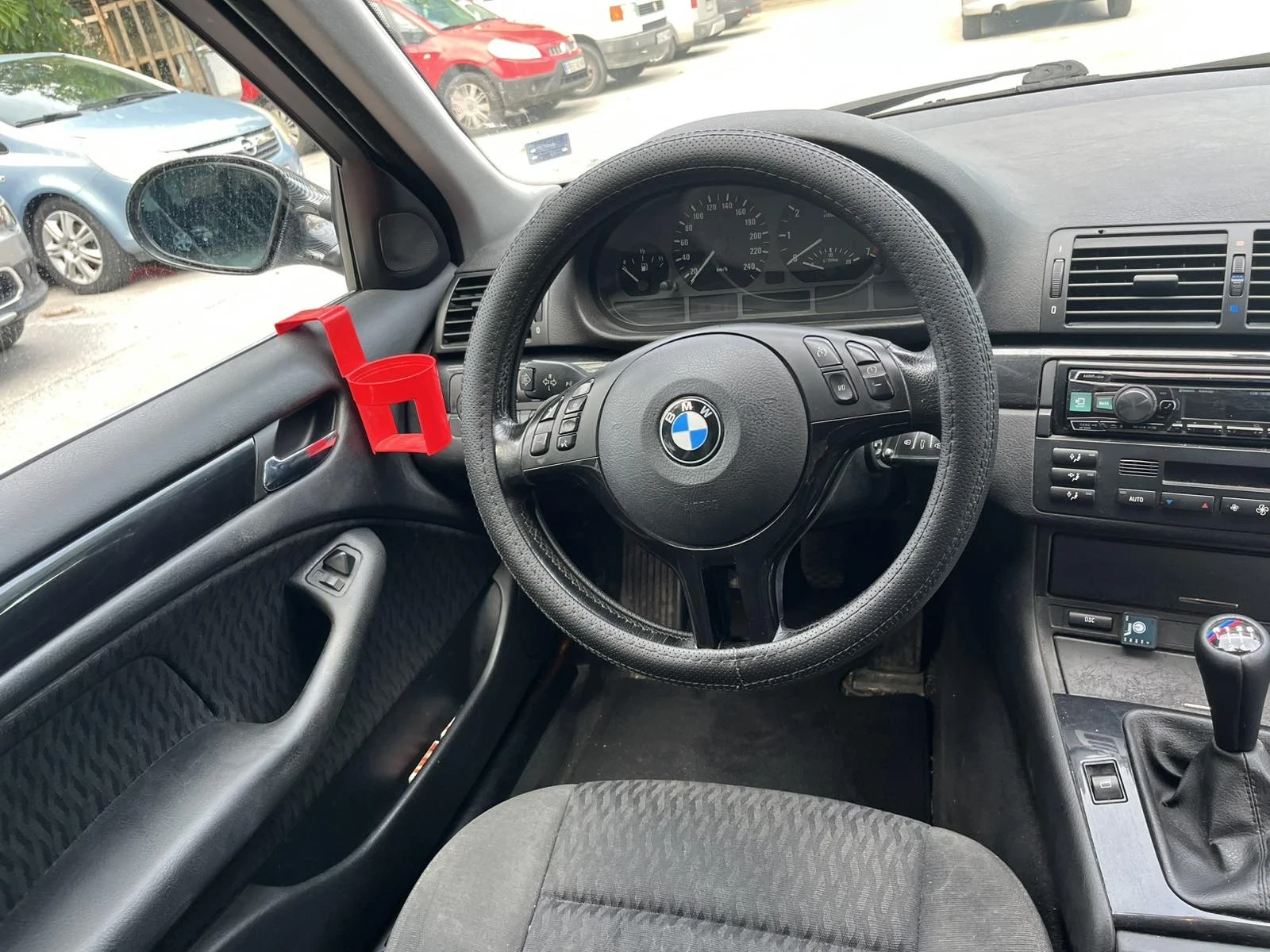 BMW 320, снимка 10 - Автомобили и джипове - 55165277