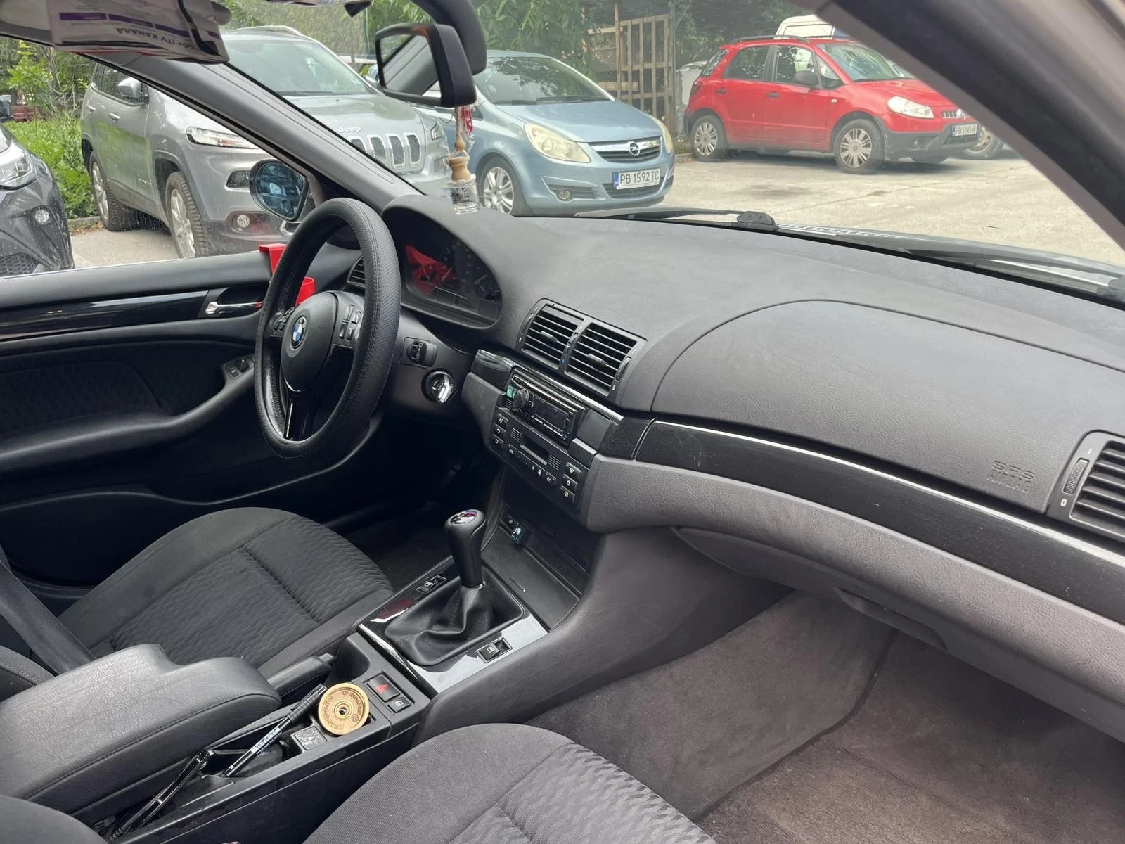 BMW 320, снимка 7 - Автомобили и джипове - 55165277